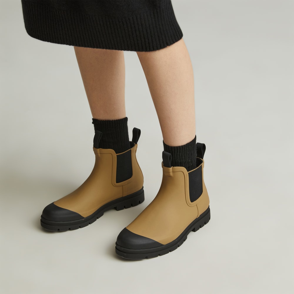 The Rain Boot | Golden Oak