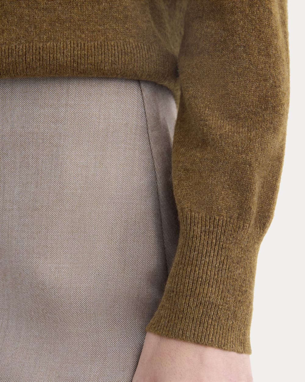 Cashmere Slim Crew Sweater | Heathered Toffee