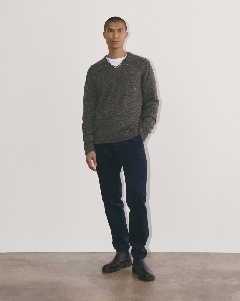 The Cashmere V-Neck Sweater | Grey Donegal