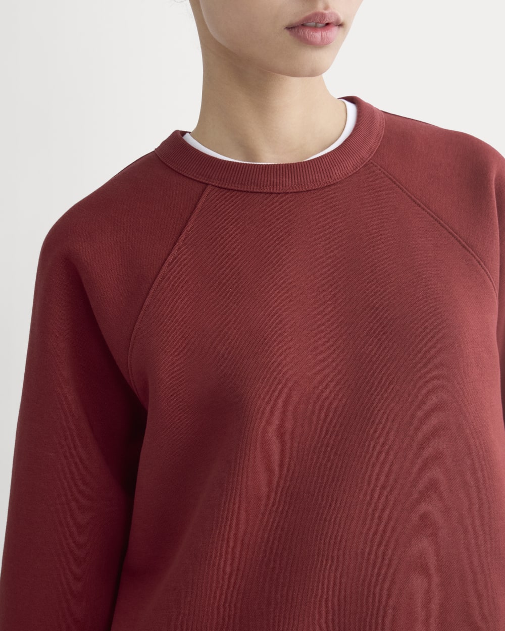 Luxe Fleece Raglan Crewneck | Merlot