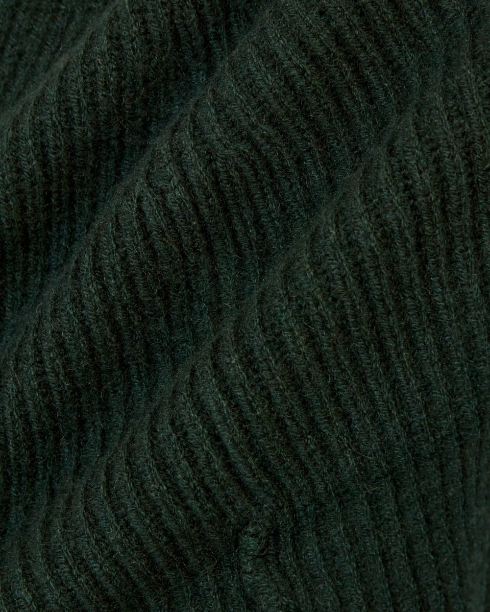 The Cashmere Ribbed Beanie | Scarab