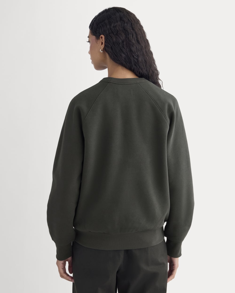 Luxe Fleece Raglan Crewneck | Washed Black