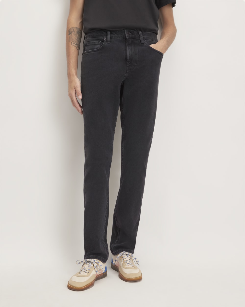 The Slim 4-Way Stretch Organic Jean | Uniform  | Washed Black
