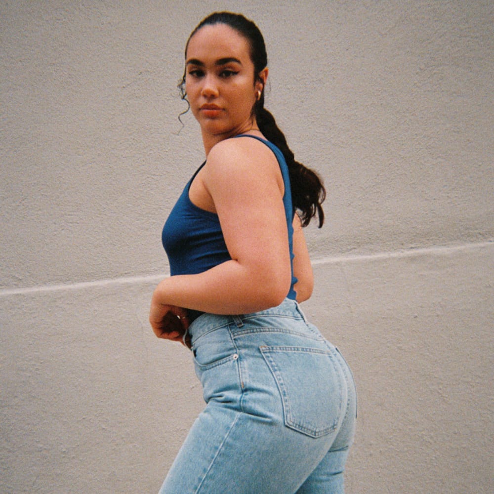 The '90s Cheeky Hourglass Jean | Vintage Sunbleached Blue | 28.5" Inseam