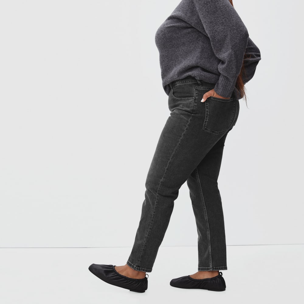 The Curvy Cheeky® Straight Jean | Washed Black | 28.5" Inseam