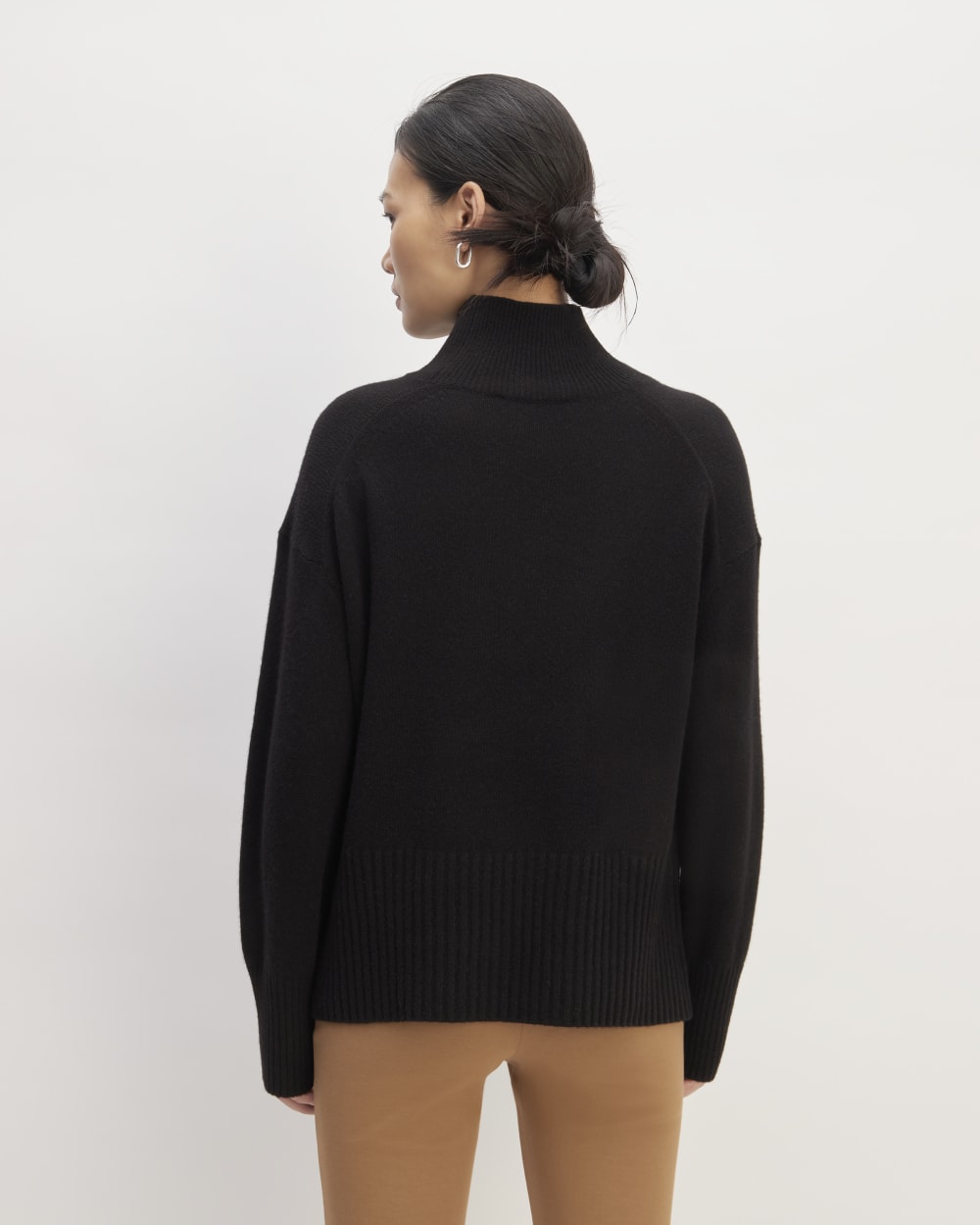 The Cashmere Oversized Turtleneck | Black