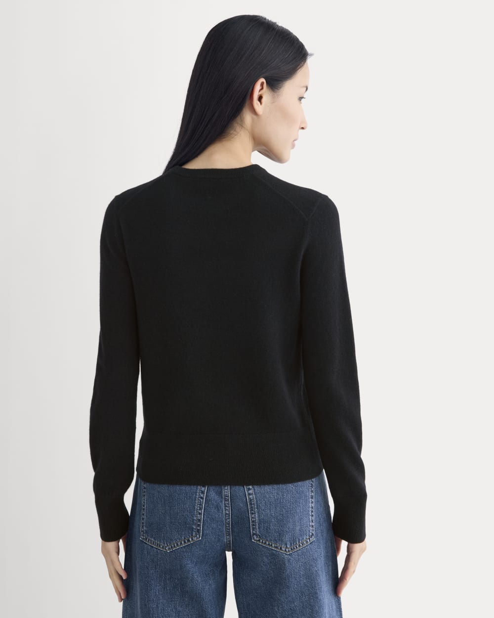 Cashmere Slim Crew Sweater | Black