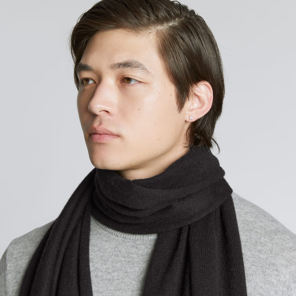 The Cashmere Scarf | Black