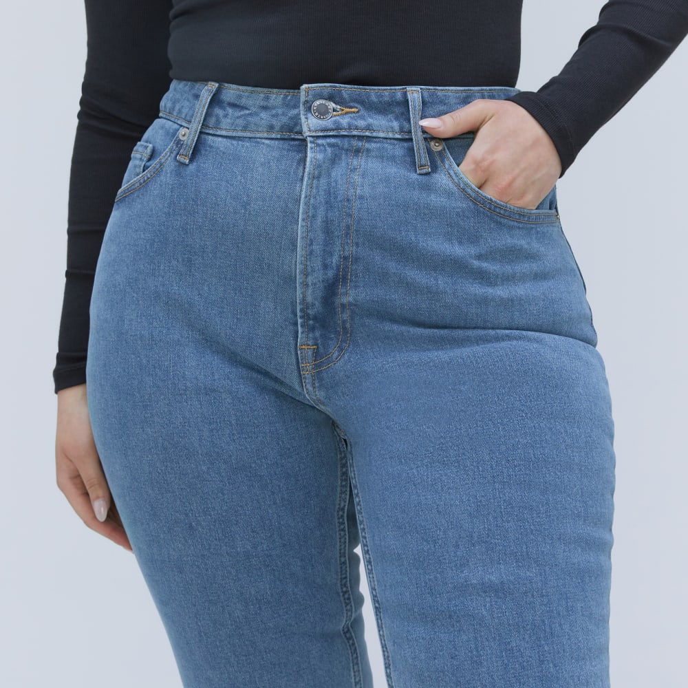 The Cheeky Hourglass Jean | Stone-Washed Sky | 26.5" Inseam
